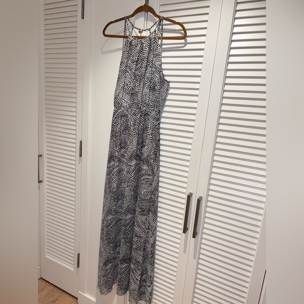 H&M Monochrome Patterned Maxi Dress